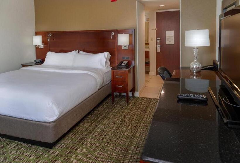 اتاق استاندارد با تخت بزرگ, Marriott St. Louis West