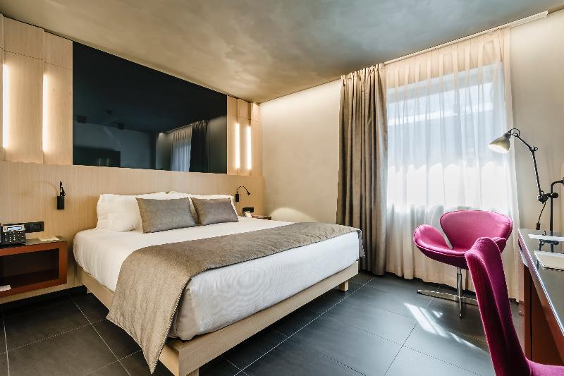 Suite Cama King, Metropolis