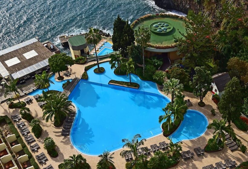 جناح جونيور سوبريور, Pestana Carlton Madeira Ocean Resort