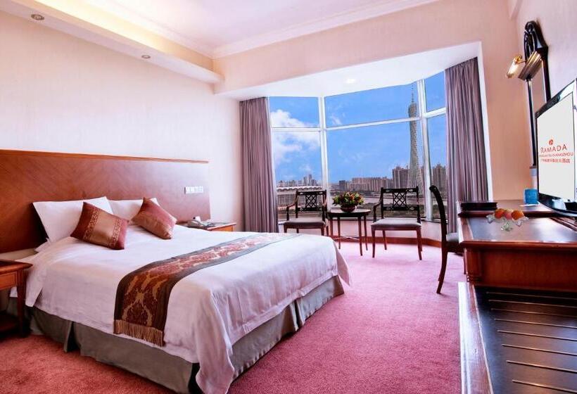 Номер бизнес-класса, Ramada By Wyndham Pearl Guangzhou Canton Fair Free Shuttle Bus