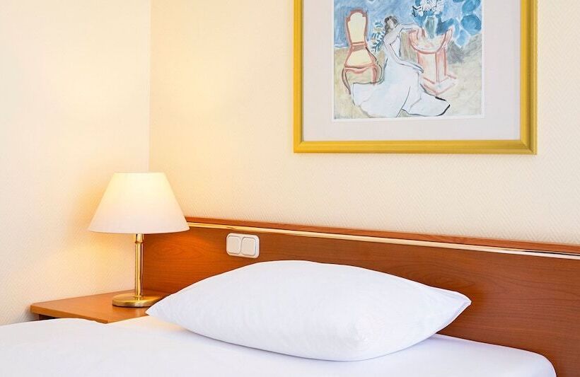 اتاق استاندارد یک نفره, Victor S Residenz Hotel Gera