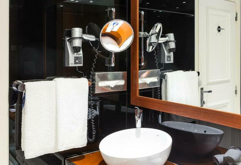 اتاق استاندارد, Radisson Blu Hotel Lisbon