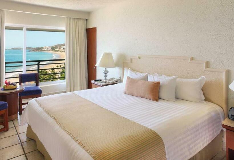 اتاق سوپریور با چشم‌انداز دریا, Emporio Ixtapa   With Optional All Inclusive