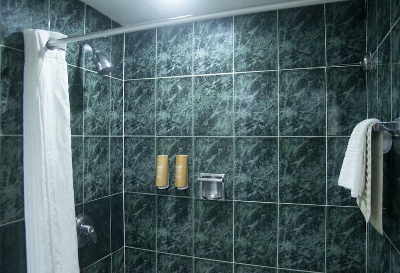 اتاق سوپریور با چشم‌انداز کوهستان, Emporio Ixtapa   With Optional All Inclusive