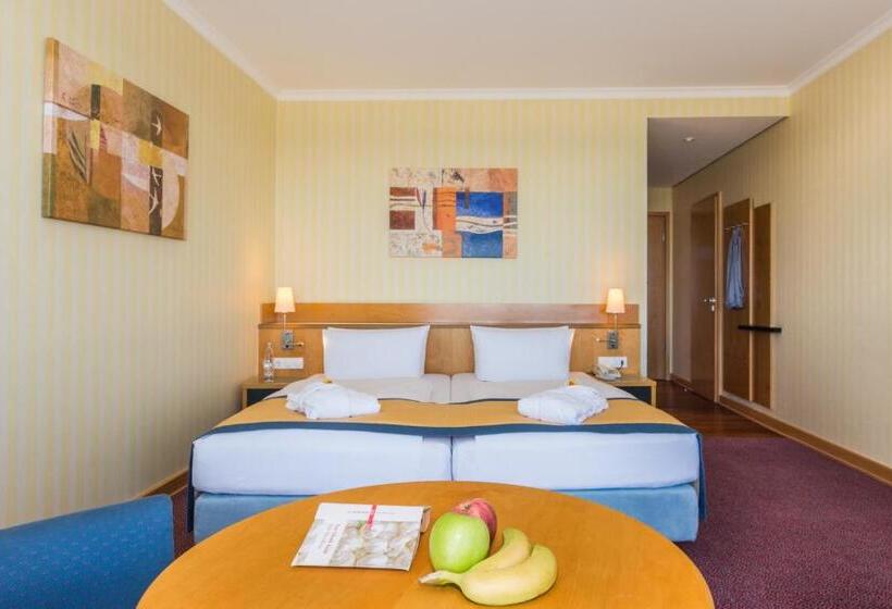اتاق استاندارد, Strand Hotel Hübner