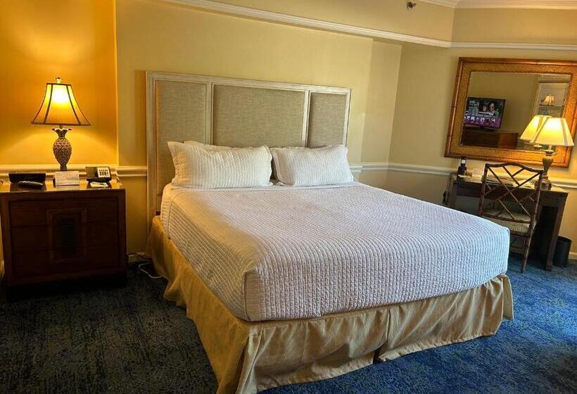 اتاق استاندارد با تخت بزرگ, The Lago Mar Beach Resort And Club