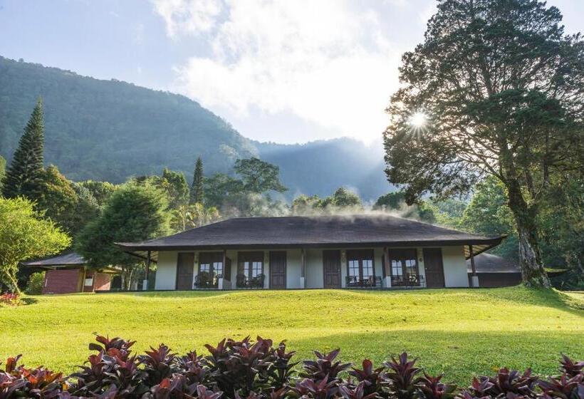 اتاق استاندارد با تخت بزرگ, Handara Golf & Resort Bali