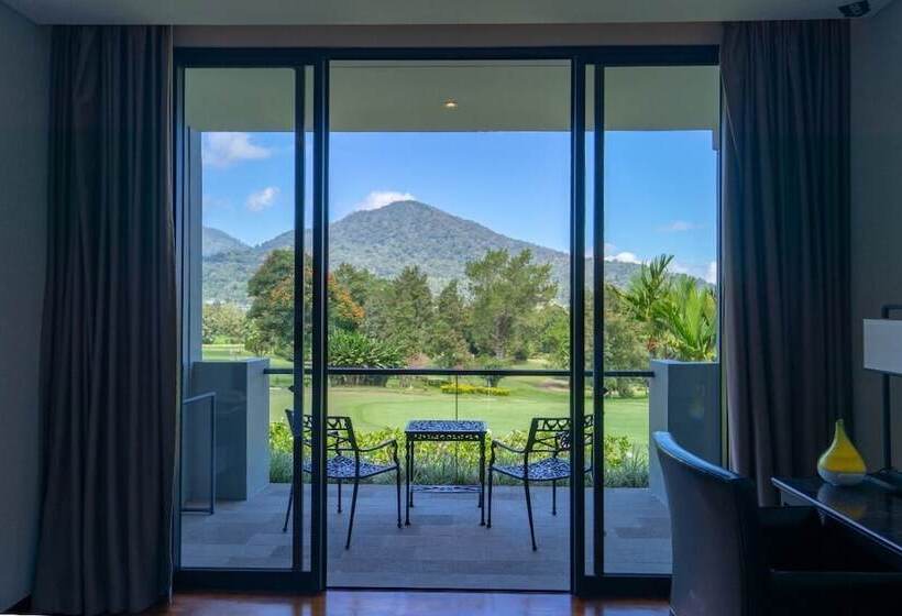 Deluxe Room Golf View, Handara Golf & Resort Bali