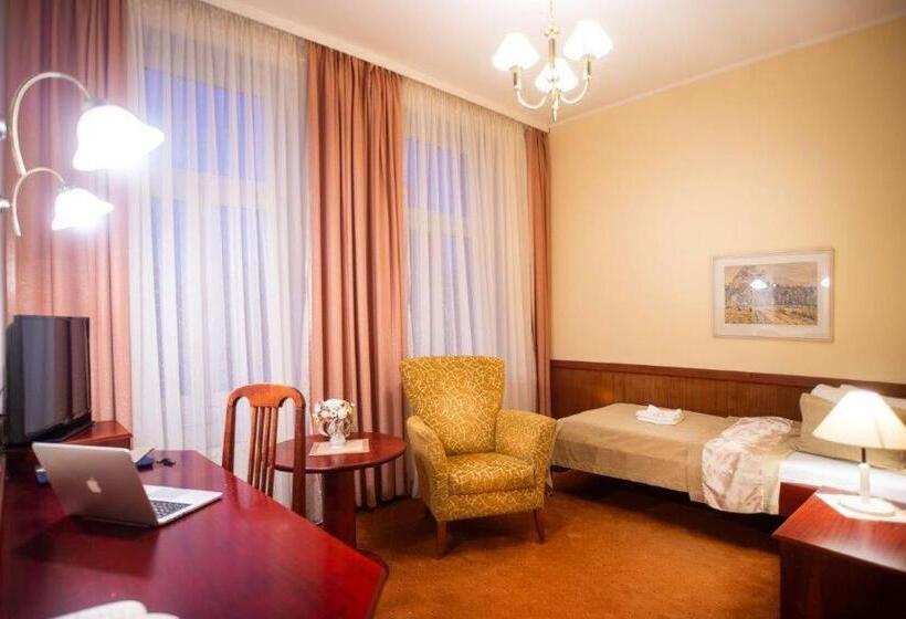 اتاق راحتی یک تخته, Monti Spa