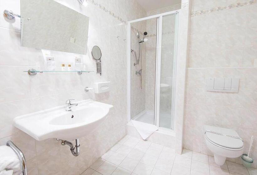 اتاق راحتی یک تخته, Monti Spa