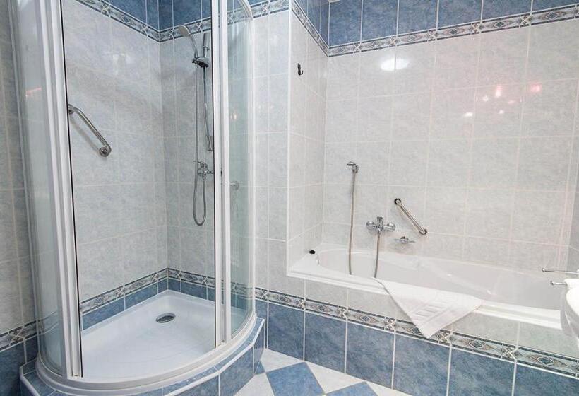 سوییت, Monti Spa
