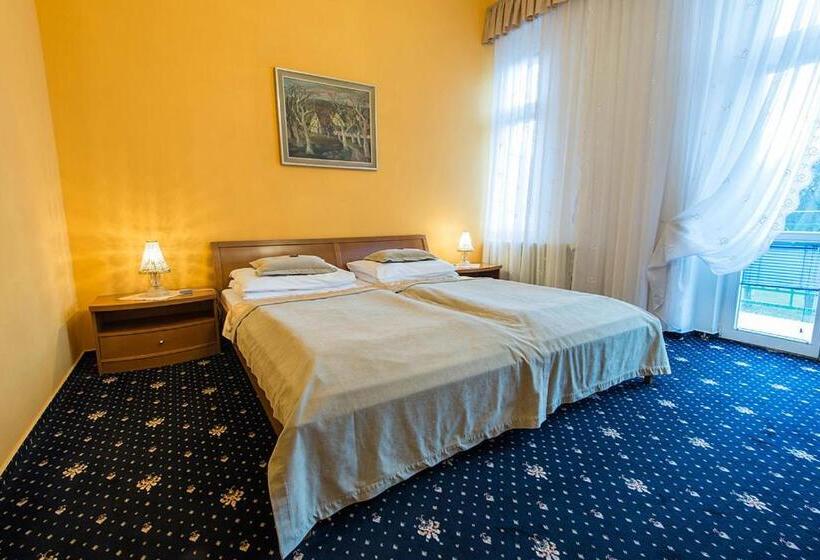 سوییت, Monti Spa
