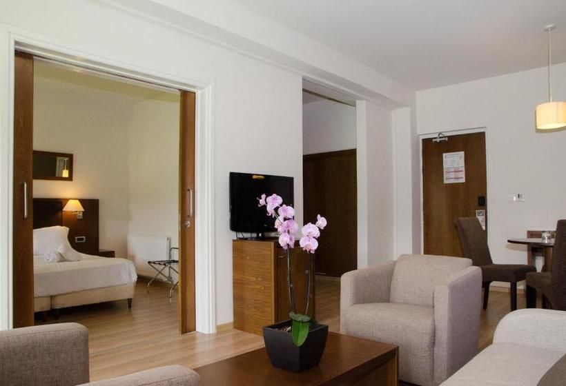 سوییت اجرایی, Rodon Hotel And Resort