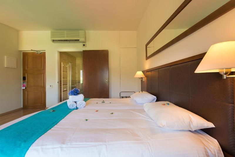 اتاق استاندارد, Rodon Hotel And Resort