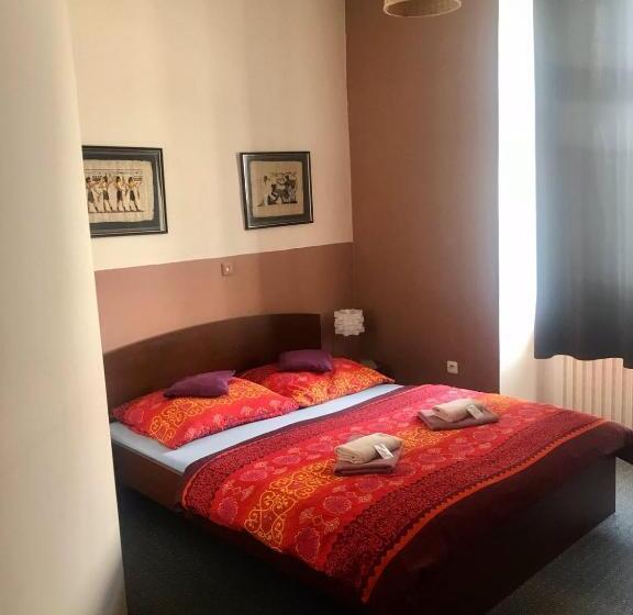 اتاق اکونومی, Penzion U Antonicka