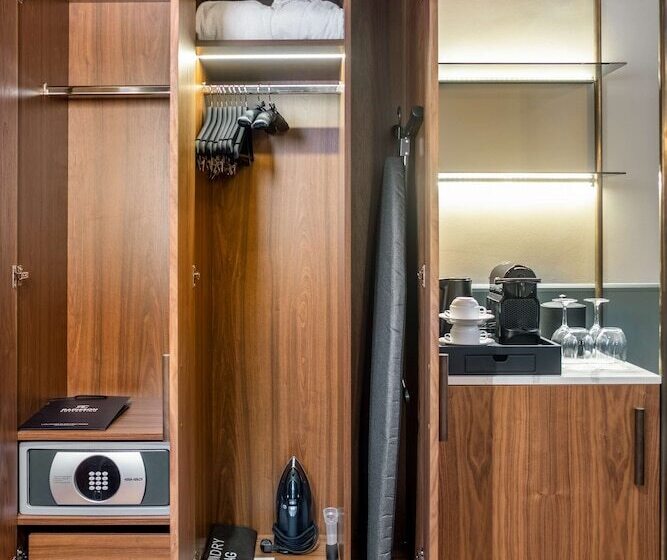 سوییت جونیور, Radisson Collection Astorija Hotel, Vilnius