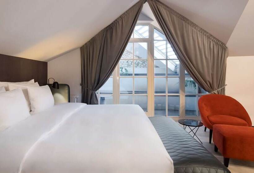 سوییت جونیور, Radisson Collection Astorija Hotel, Vilnius