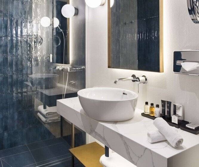 اتاق پرمیوم, Radisson Collection Astorija Hotel, Vilnius