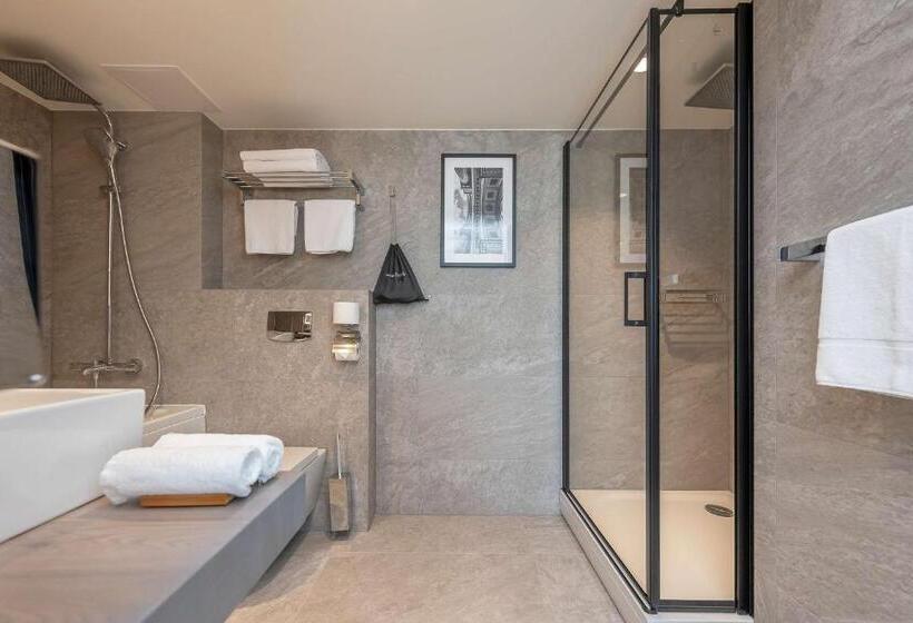 سوییت, Radisson Hotel Kaunas