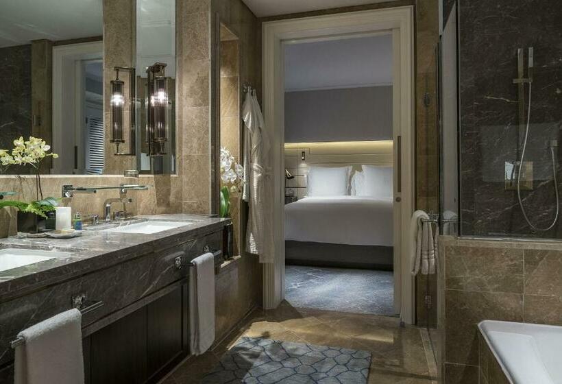 سوییت اجرایی, Four Seasons Hotel Singapore