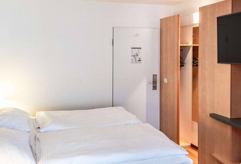 اتاق استاندارد, B&b Hotel Aachen Hbf