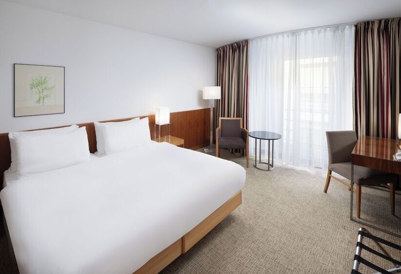 اتاق استاندارد, K+k Hotel Opera