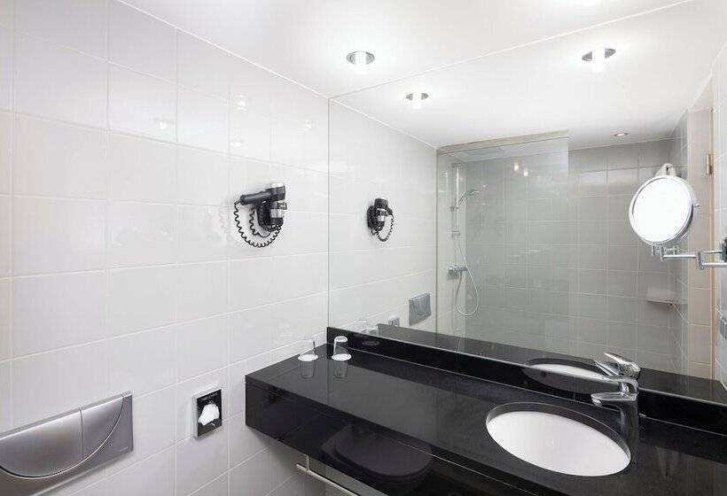 اتاق استاندارد, K+k Hotel Opera