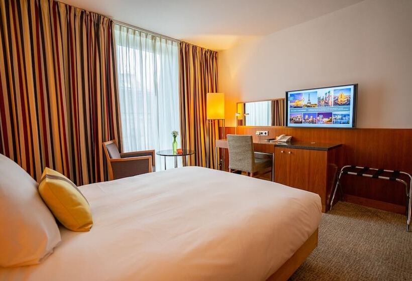 اتاق استاندارد, K+k Hotel Opera