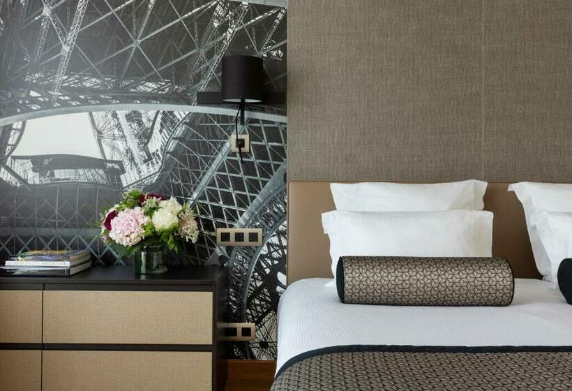 Superior Room, La Clef Tour Eiffel Paris By The Crest Collection