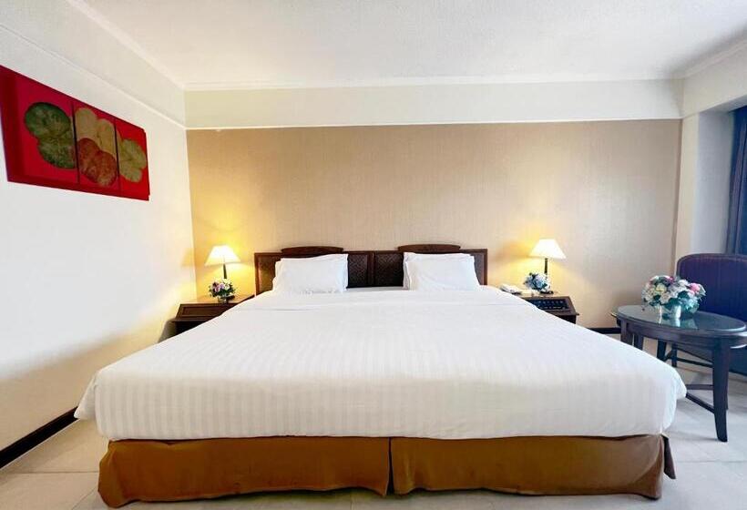 带大床的高级房间, Mercure Chiang Mai