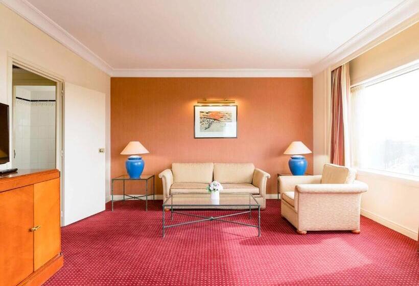 Suite Supérieure, Pullman Bucharest World Trade Center