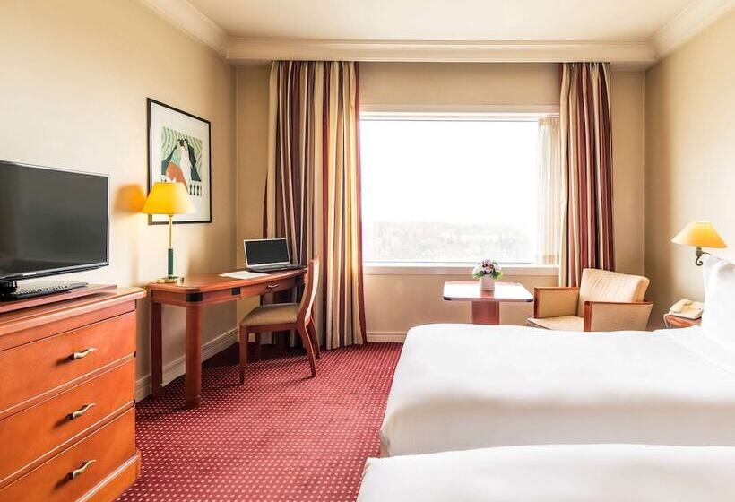 Superior Room, Pullman Bucharest World Trade Center