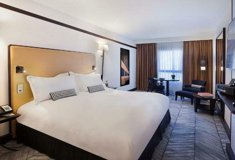 Deluxe Kamer met Kingsize Bed, Sofitel Lisbon Liberdade