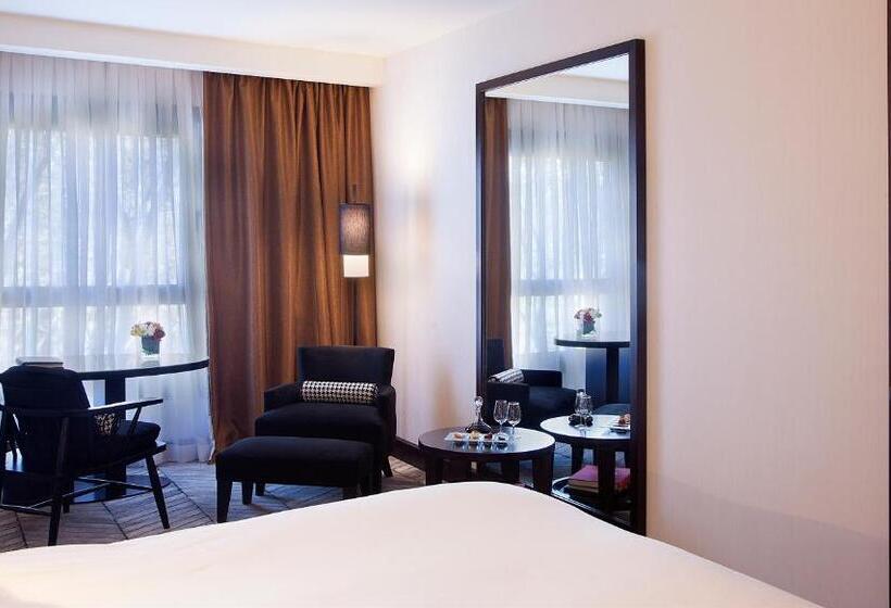 Chambre Deluxe King Size, Sofitel Lisbon Liberdade