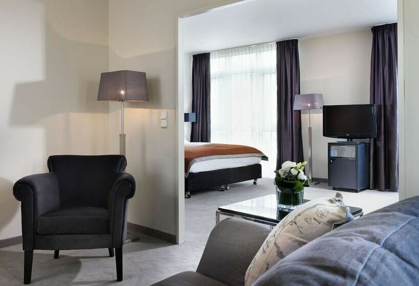 Junior Suite, Wyndham Atrium  Hannover