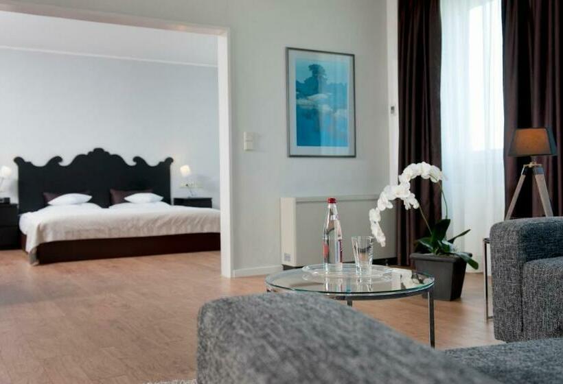 Люкс, Wyndham Hannover Atrium
