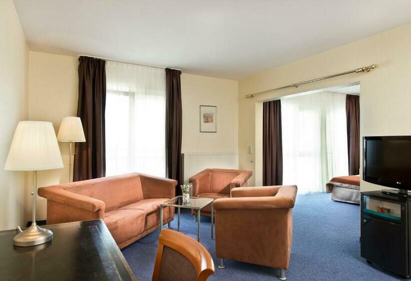Апартаменты 1 Спальня, Wyndham Hannover Atrium