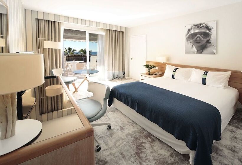 سوییت با چشم‌انداز دریا, Holiday Inn Nice   Port St Laurent, An Ihg