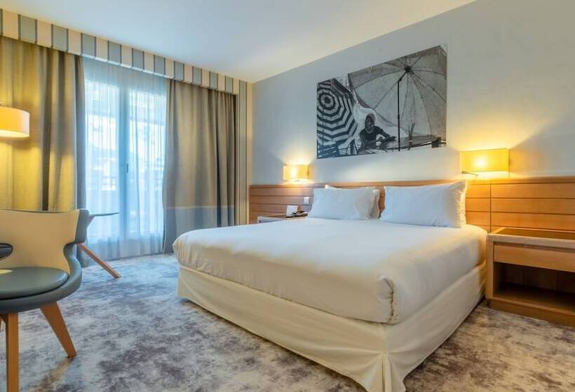 اتاق استاندارد با تخت دوبل برای معلولان, Holiday Inn Nice   Port St Laurent, An Ihg