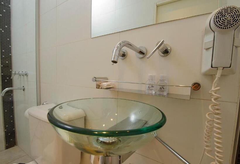 اتاق استاندارد سه نفره, Albertina Boutique