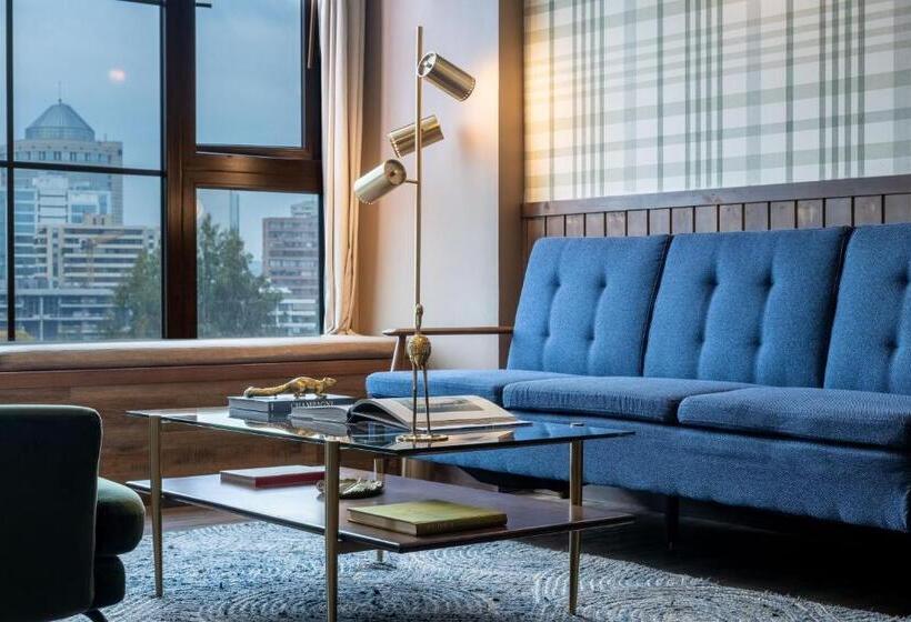 سوئیت جونیور با چشم‌انداز کوهستان, Eco Boutique Bidasoa