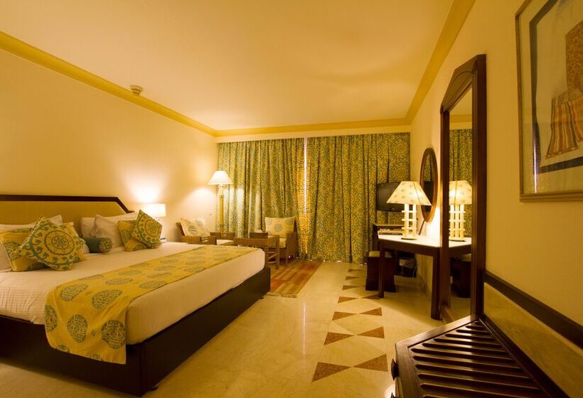 سوییت با چشم‌انداز دریا, Continental Hotel Hurghada