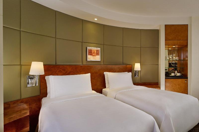 سوییت جونیور با چشم‌انداز دریا, Continental Hotel Hurghada