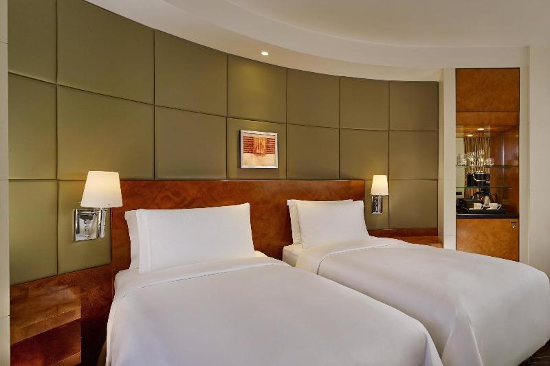 سوییت جونیور با چشم‌انداز دریا, Continental Hotel Hurghada