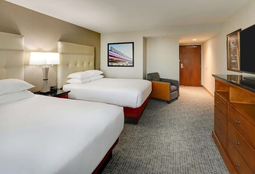 Quarto Deluxe, Drury Inn & Suites Phoenix Airport