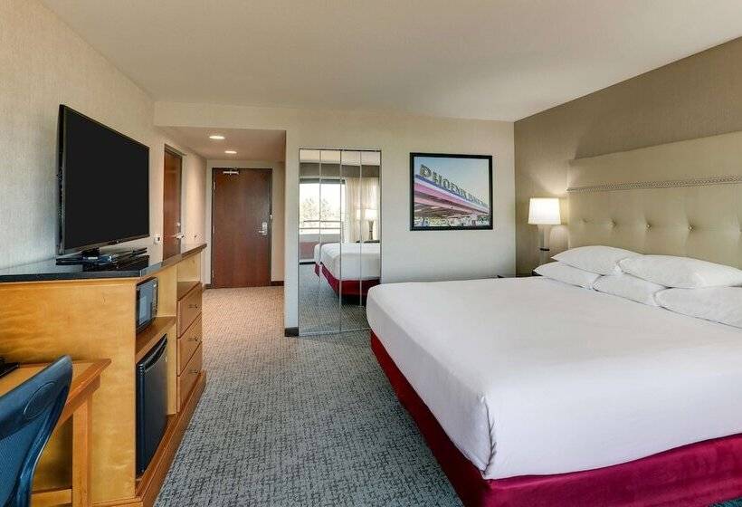 Deluxe Zimmer mit Terrasse, Drury Inn & Suites Phoenix Airport