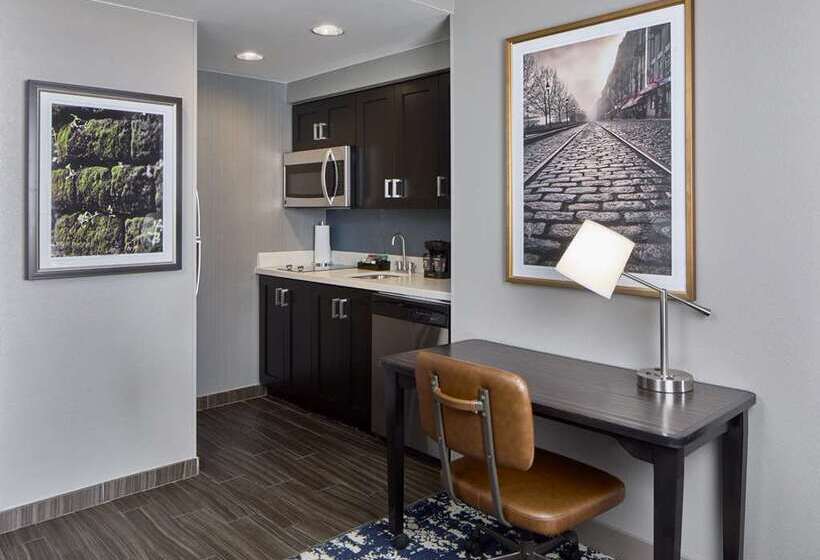 استودیوی استاندارد, Embassy Suites By Hilton Montreal Airport
