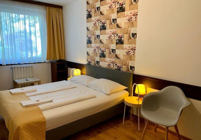 اتاق استاندارد یک نفره, Gloria Budapest City Center