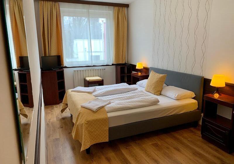 اتاق استاندارد, Gloria Budapest City Center