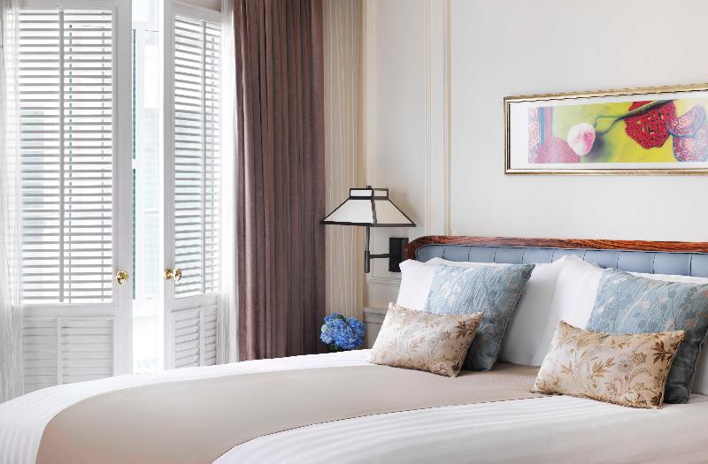 Club Room King Bed, Intercontinental Singapore, An Ihg